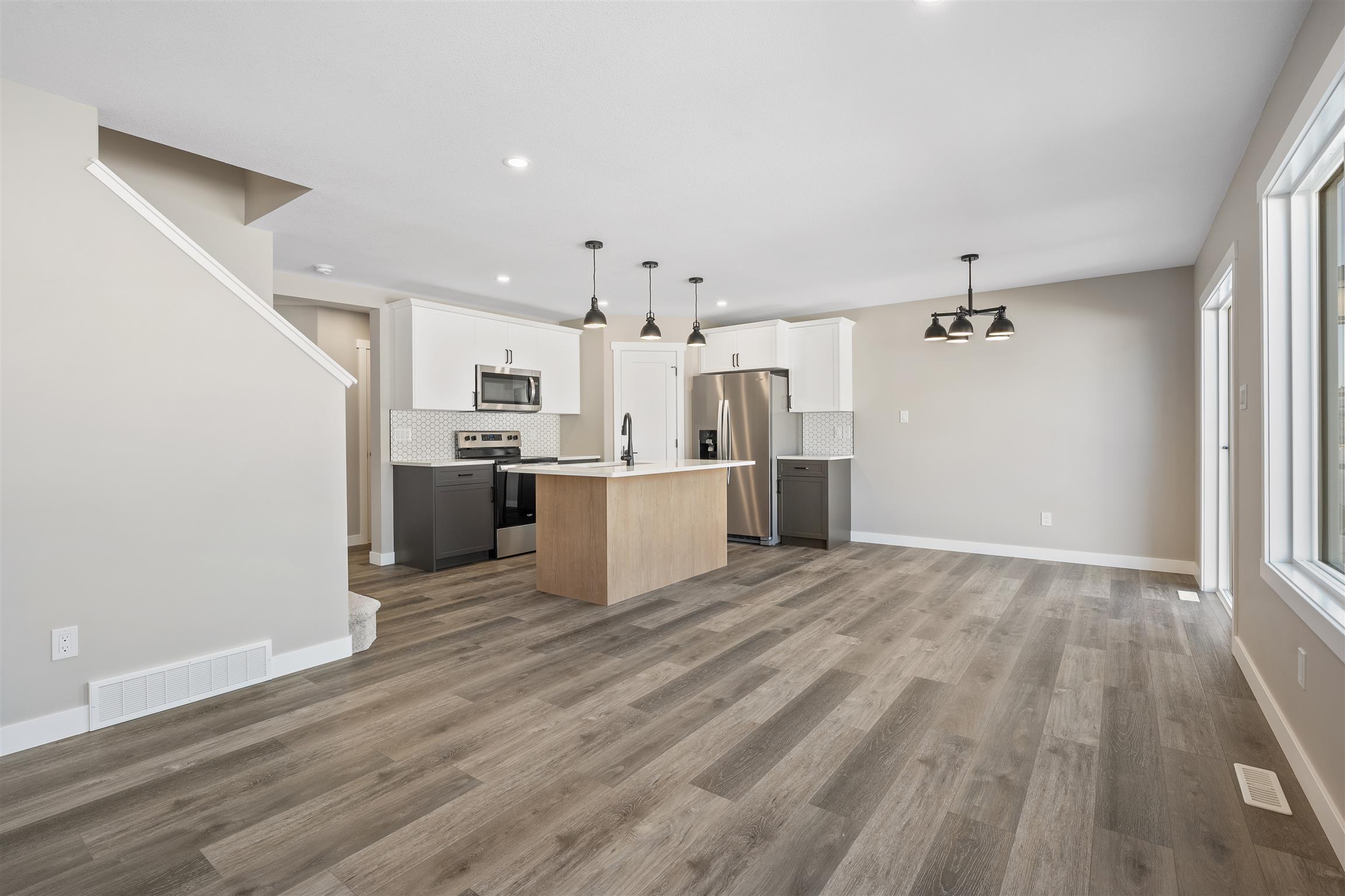 914 Yuel Bend, Saskatoon SK