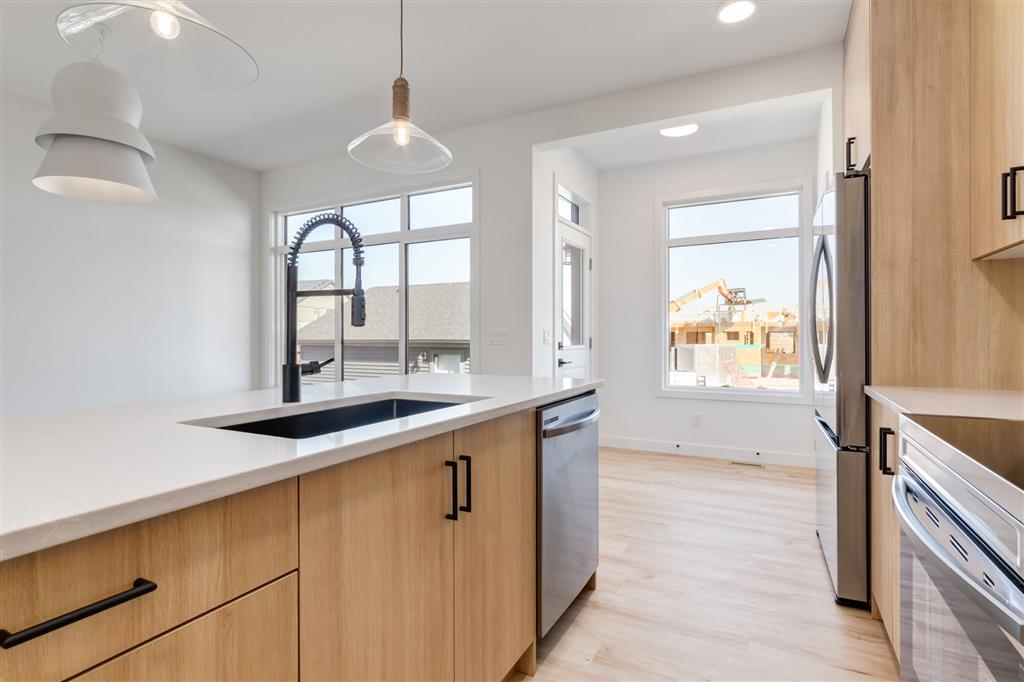819 Sora Blvd, Calgary — photo 2