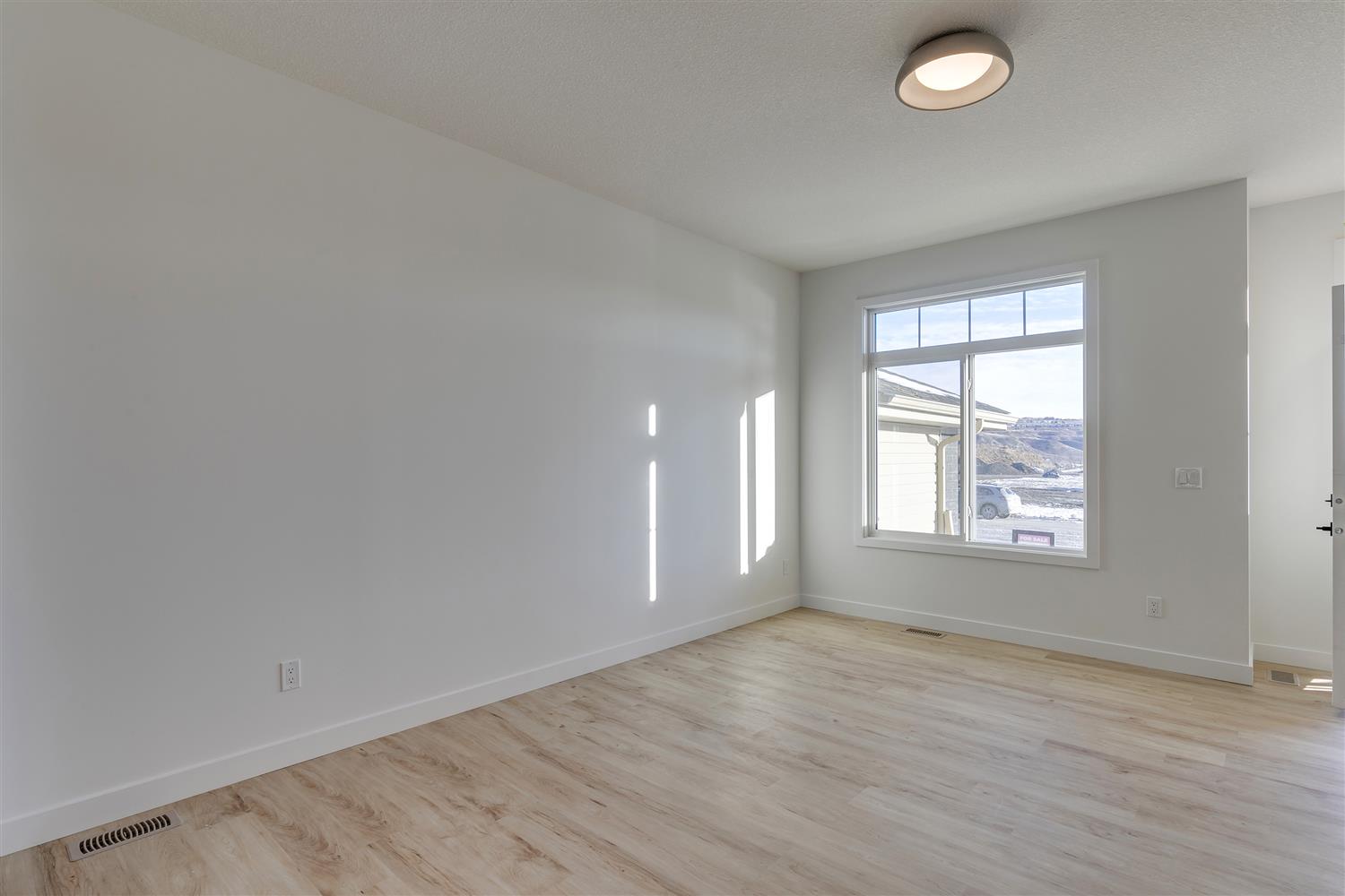2437 Creeker Lane, Airdrie — photo 14
