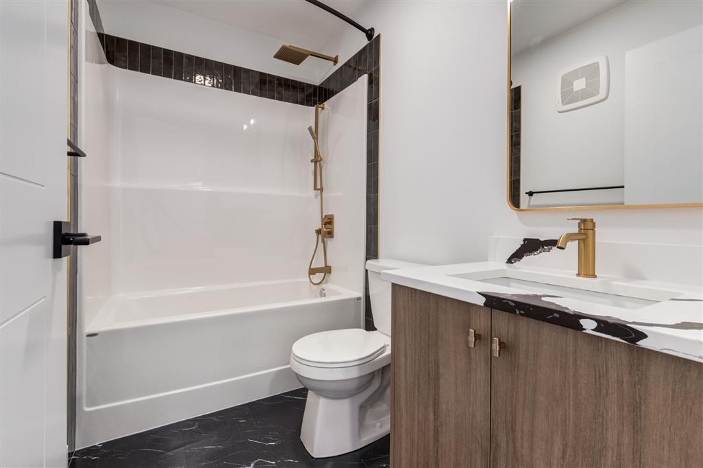 244 Heartwood Grove SE, Calgary — photo 11