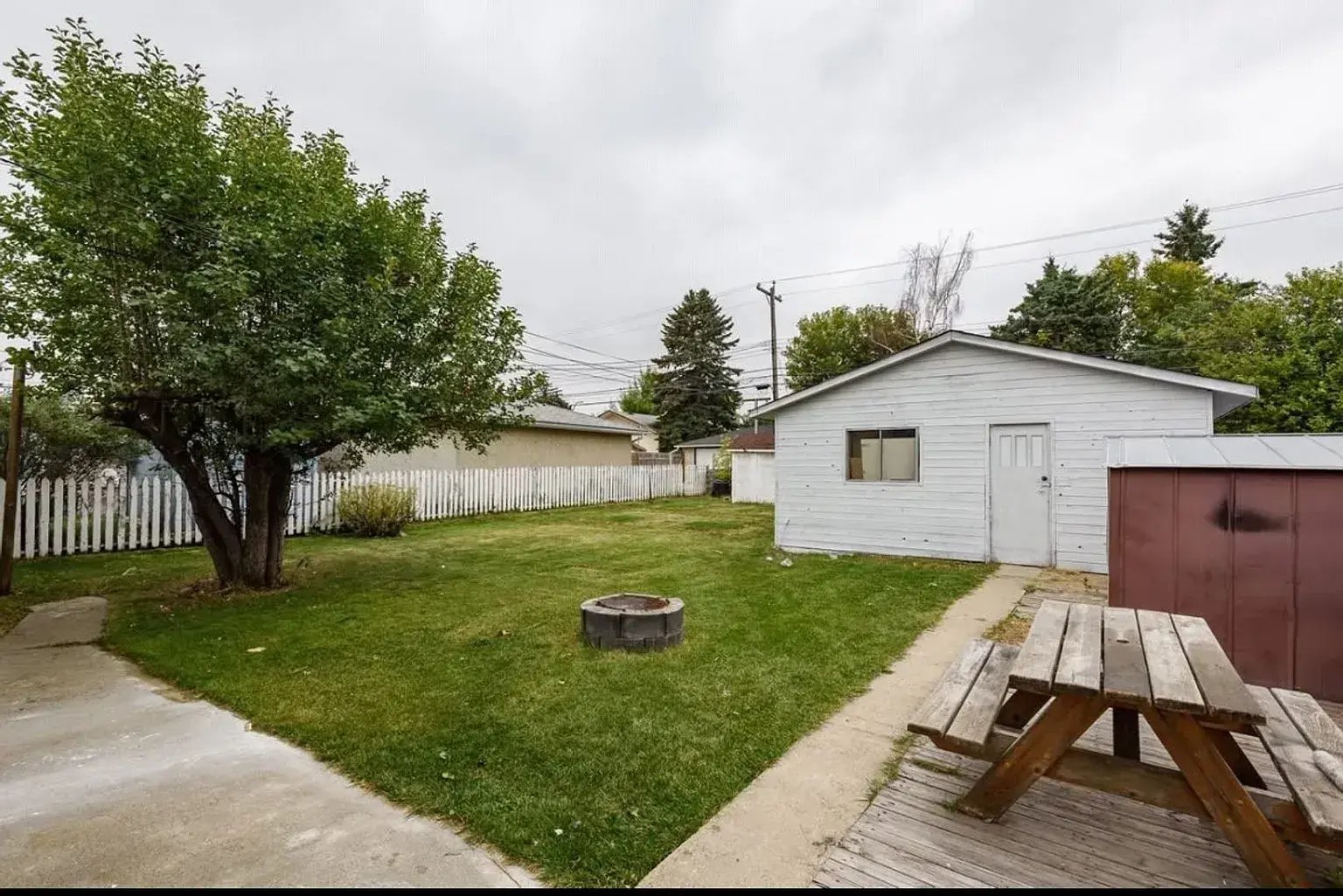 1831 44 St SE, Calgary — photo 13
