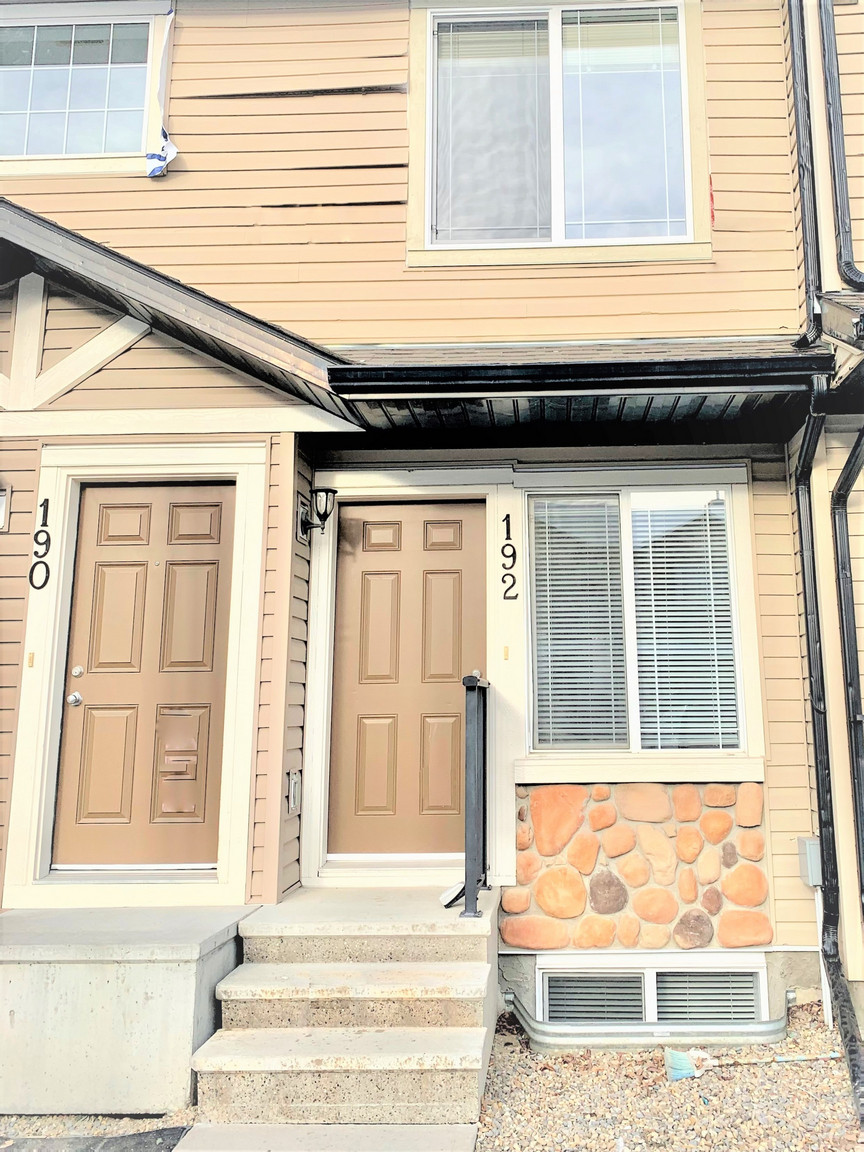 192 Saddlebrook Point NE, Calgary