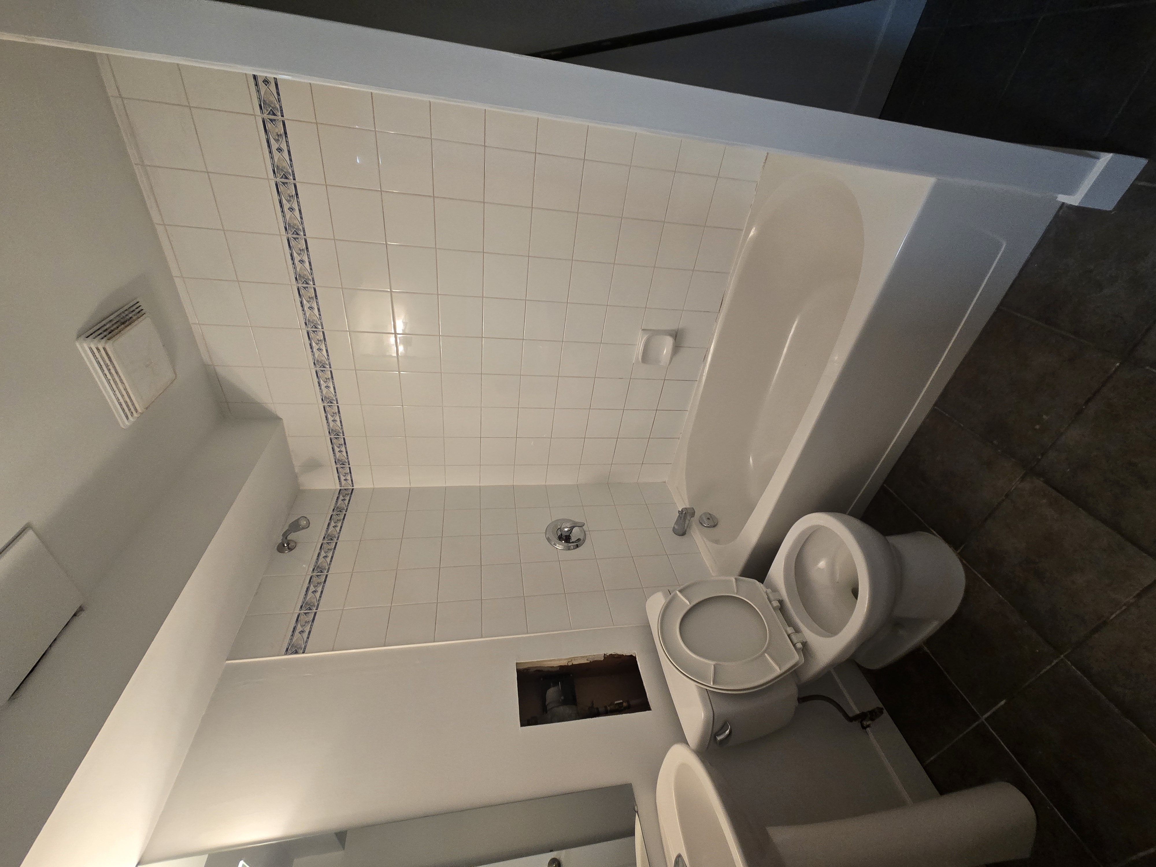2204 25 Ave NW, Calgary — photo 15