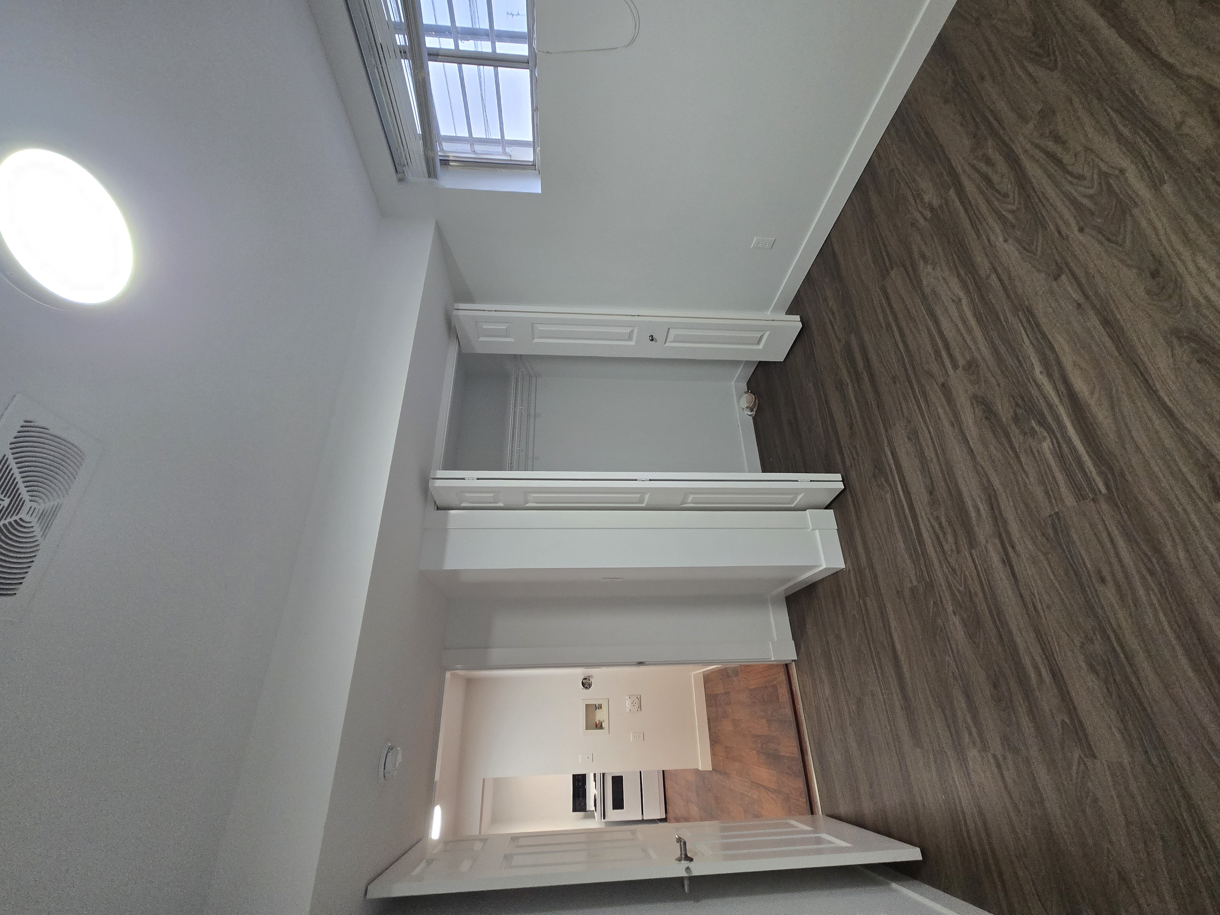 2204 25 Ave NW, Calgary — photo 9