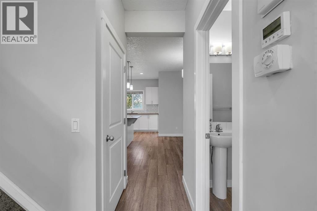 46 Midtown Blvd SW, Airdrie — photo 9