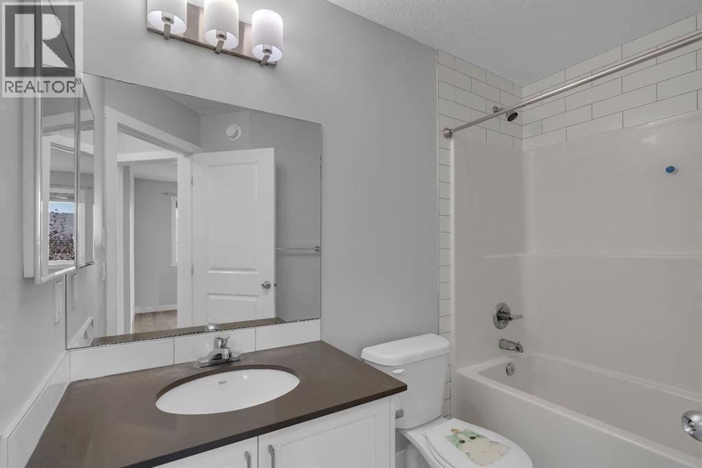 46 Midtown Blvd SW, Airdrie — photo 14