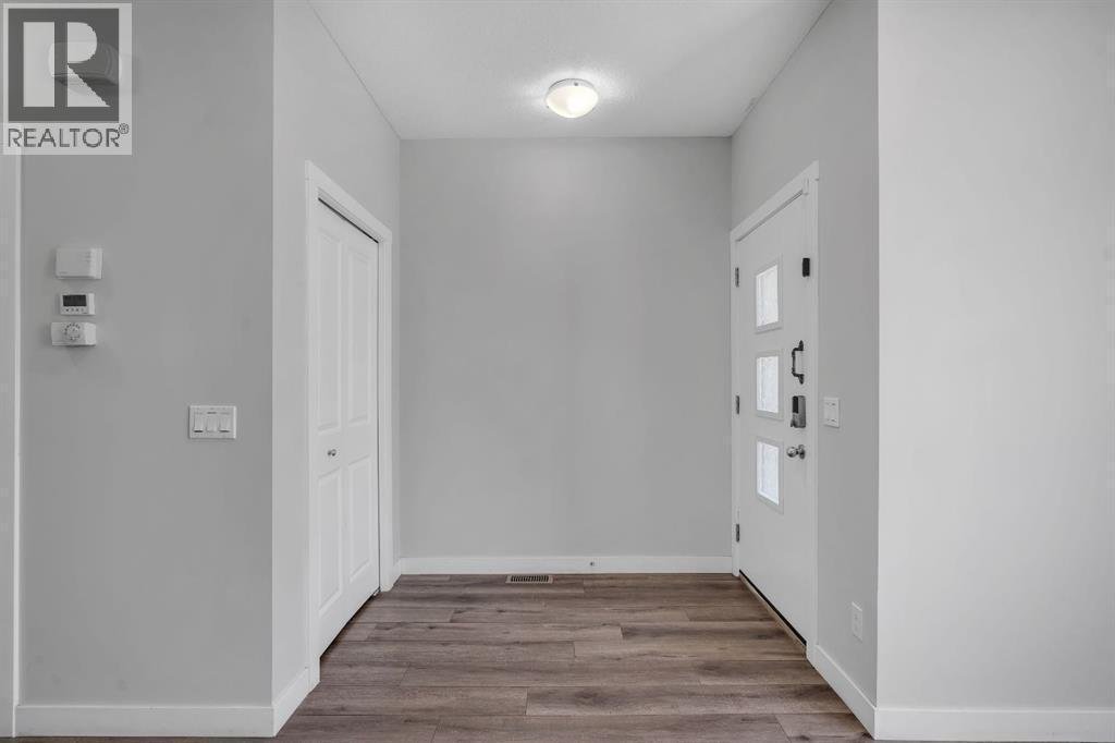 46 Midtown Blvd SW, Airdrie — photo 6