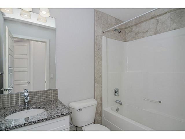227 Ravenscroft Green SE, Airdrie — photo 4